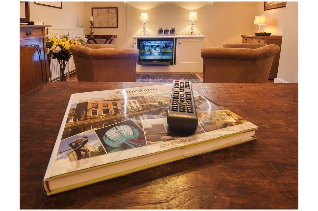 B&B De Schiedamse Suites Стая снимка